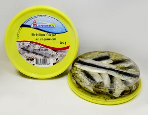 Brētliņu filejas ar zaļumiem